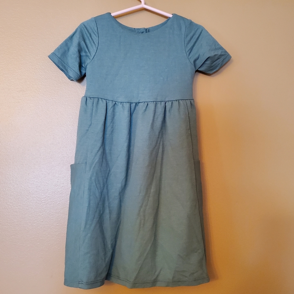 Remie Girl dress *NWOT 4T Perfect for Easter 🐇🐣